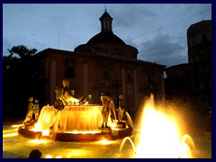 Valencia by night - Turia Fountain and Royal Basilica, Plaza Virgen